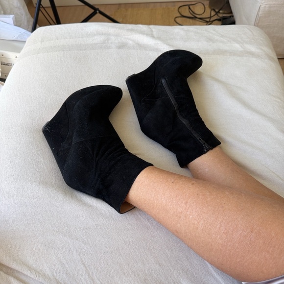 REVOLVE Pura Lopez Black Suede Wedge Boots. Great comfortable Sexy ❤️ - Picture 2 of 12